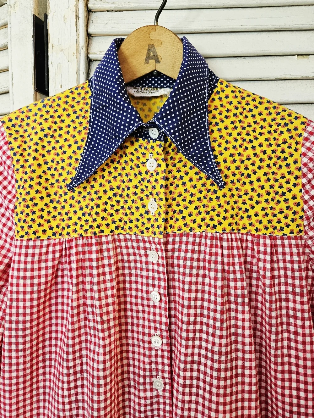 Vintage 70s The Cottager Pointed Collar Button Up Blouse Patch Pockets Small - Picture 3 of 16